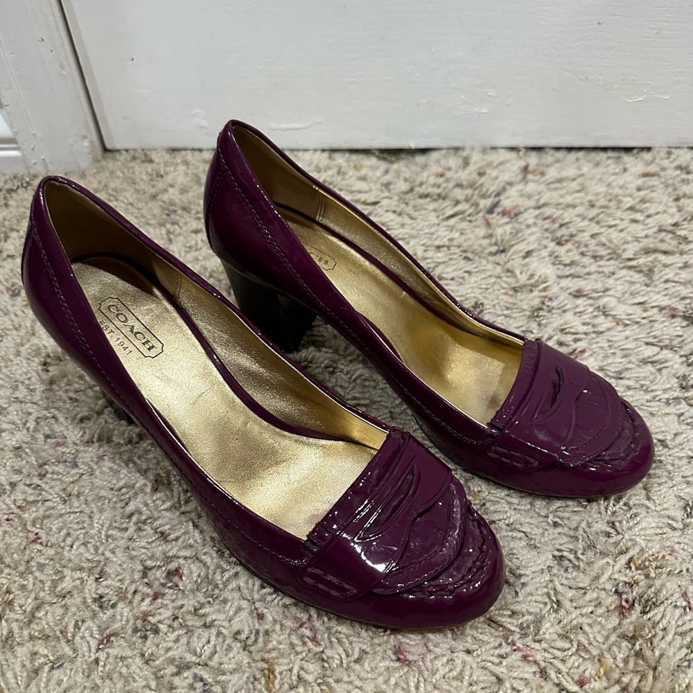Coach Plum Patent Leather Vintage Heels. Old Hollywood, old money, 40/50’s - Picture 2 of 12